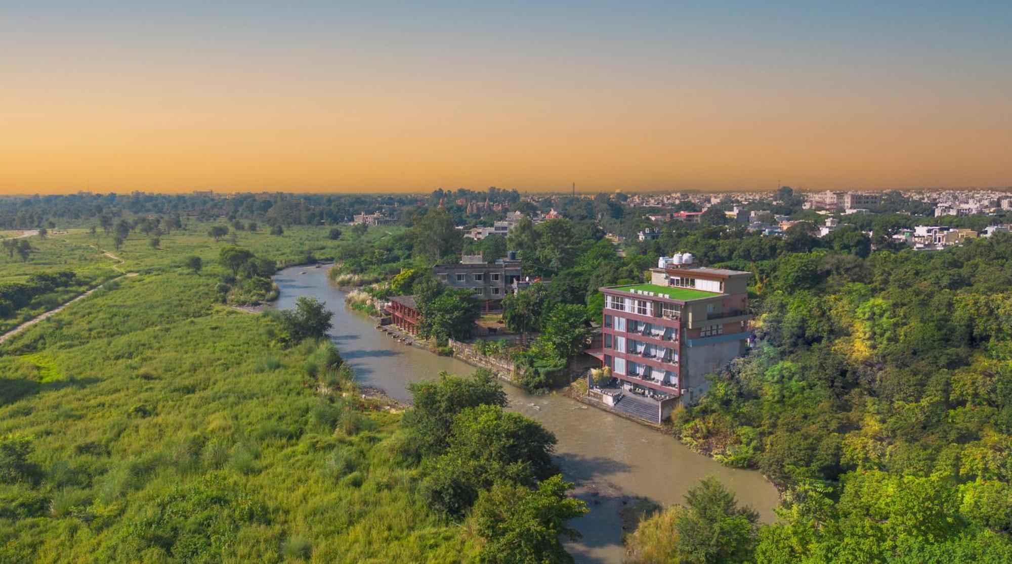 Sukoon By The Ganges - A Riverside Retreat Haridvár Kültér fotó